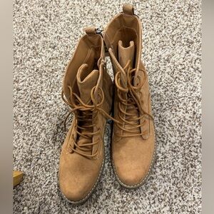 Universal Threads Womens WORK BOOTS Sz 10 Brown Laces Side Zip Rugged No Slip